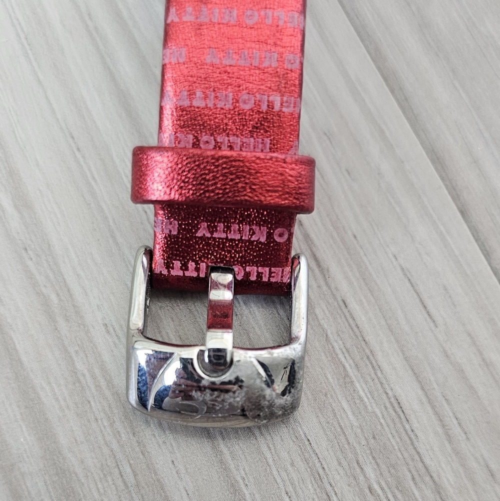 Red Hello Kitty Chronotech Watch - Picture 5 of 8